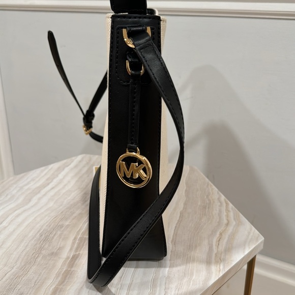 Michael Kors Bag Charlotte Canvas Crossbody - Picture 6 of 17